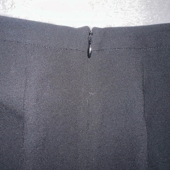 BCBG MAXAZRIA black asymmetrical wrap around skirt - Picture 10 of 14